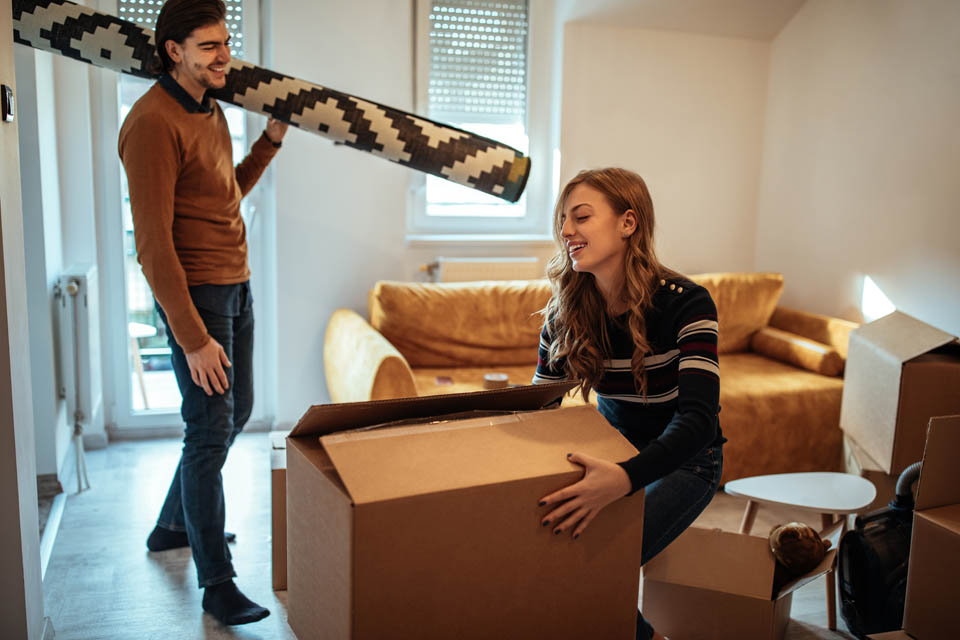 How to Choose the Right Removals Company | Removals in Cannock